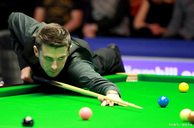 霆效力时曾 霆效力时曾